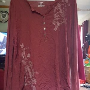 Nice long sleeves shirt.   #may